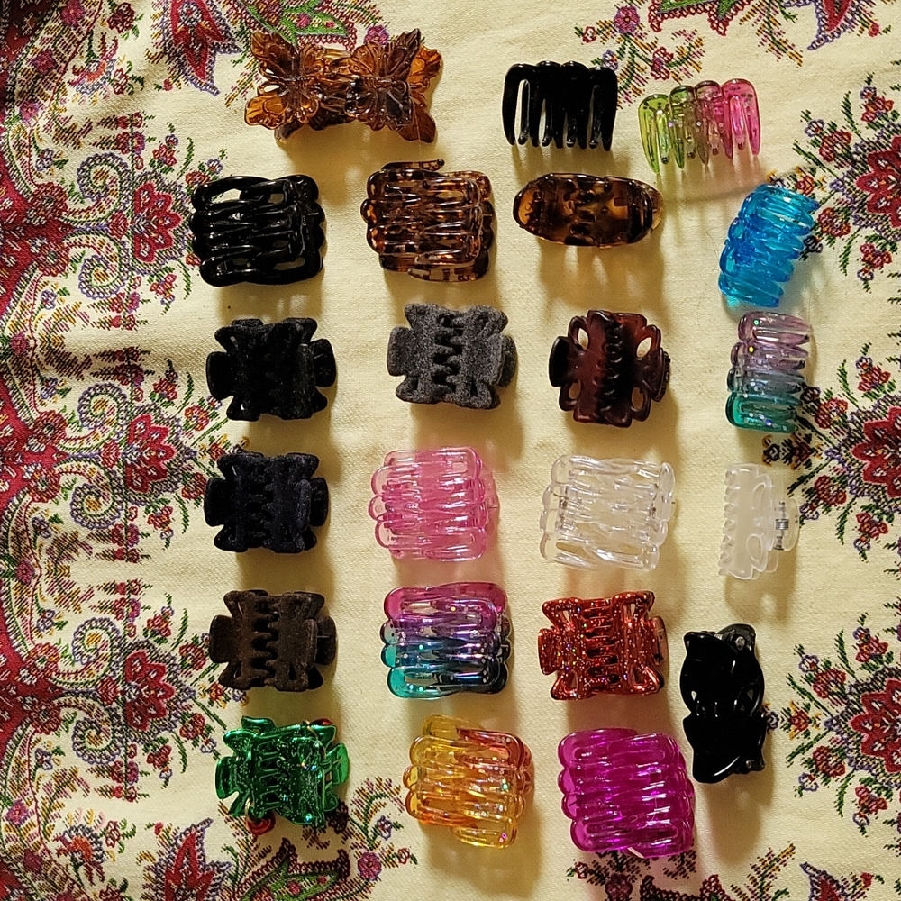 Lot of Vintage Hair Claws